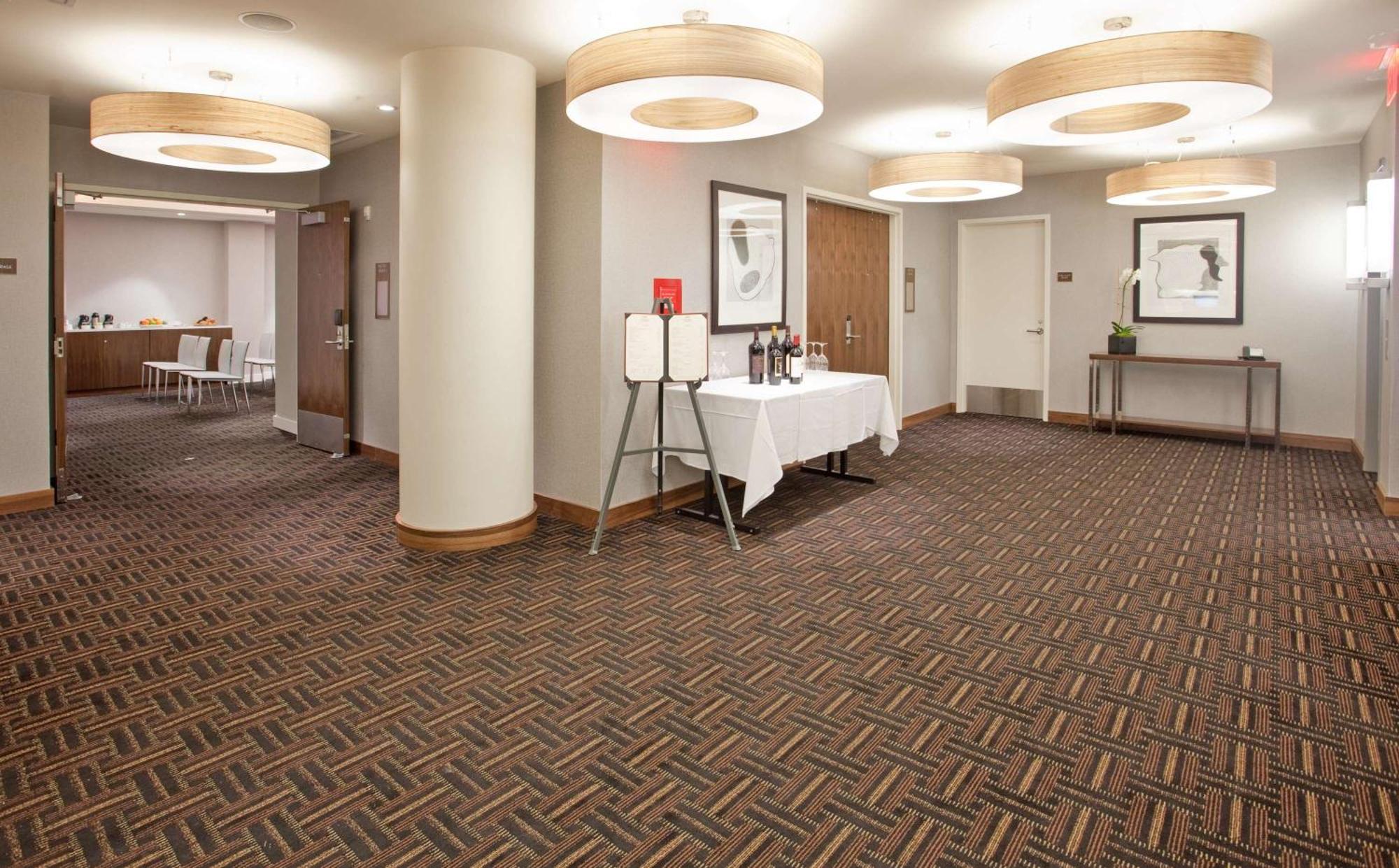 Hilton Garden Inn New York Central Park South-Midtown West Bagian luar foto